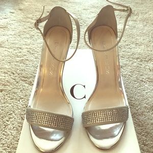 Women’s Evening shoes size 6.5. Price negotiable!